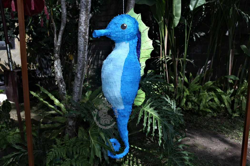 Blue Seahorse 