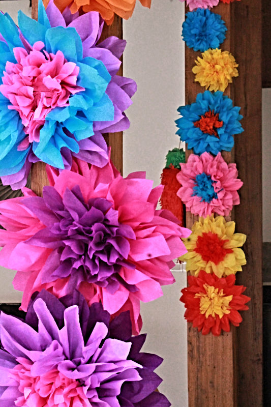 Paper-Flowers-Decoration